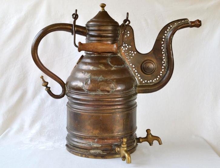 Grote koperen Theekan / Ketel met kraantjes, Olifant - India, Antiek en Kunst, Antiek | Koper en Brons, Koper, Ophalen of Verzenden