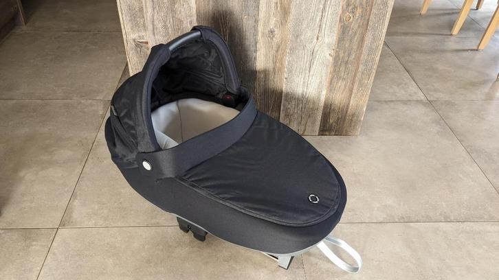 Reiswieg Maxi Cosi Jade TE HUUR, Kinderen en Baby's, Autostoeltjes, Zo goed als nieuw, Maxi-Cosi, 0 t/m 10 kg, Isofix, Slaapstand