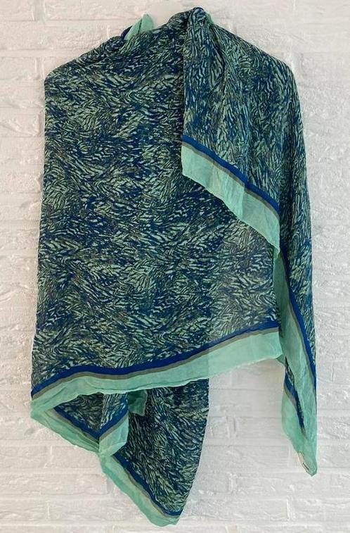 Prachtige grote Shawl omslagdoek Stola mooie natuur Print, Kleding | Dames, Mutsen, Sjaals en Handschoenen, Zo goed als nieuw