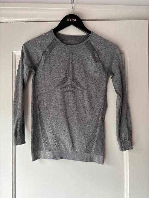 Mooi grijs thermoshirt mt 158/164, Kinderen en Baby's, Kinderkleding | Maat 158, Zo goed als nieuw, Jongen of Meisje, Shirt of Longsleeve
