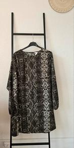 Mooie groene jurk H&M, maat 42, H&M, Maat 42/44 (L), Ophalen of Verzenden, Zo goed als nieuw
