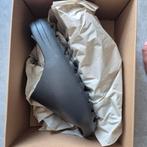 Yeezy Slide Onyx 46, Ophalen of Verzenden, Nieuw, Zwart