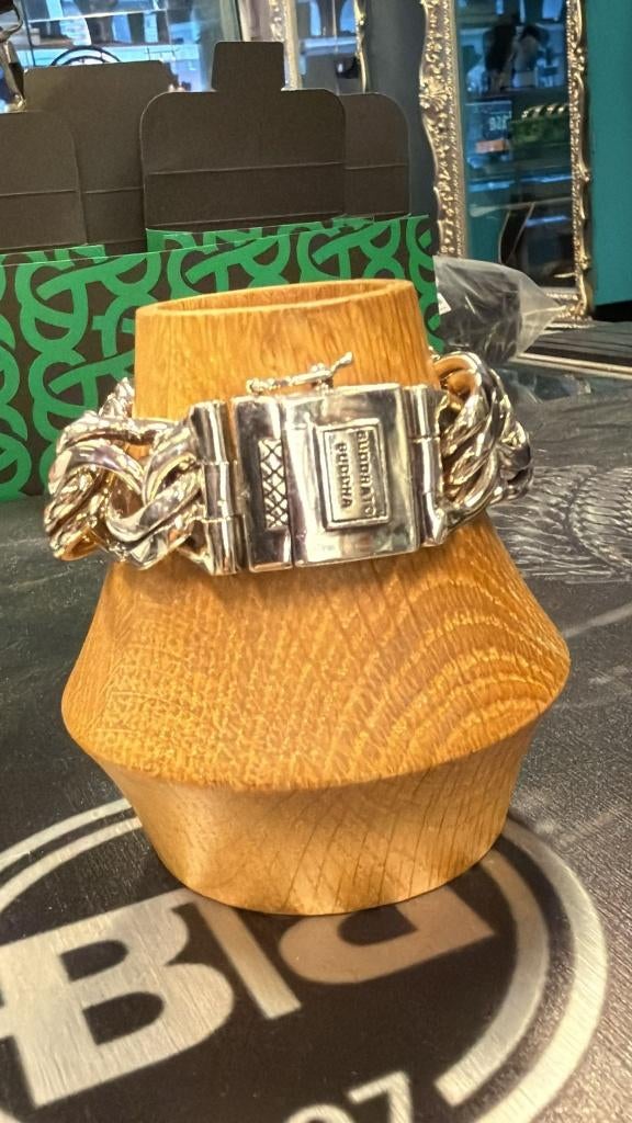 BUDDHA TO BUDDHA ARMBAND TYPE 207 E MICHELLE XL € 399,95, Sieraden, Tassen en Uiterlijk, Armbanden, Ophalen of Verzenden, Zo goed als nieuw
