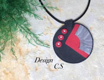 Grijs / Zwart / Rood hanger Klei Leren ketting Design beschikbaar voor biedingen