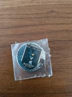 F 300 Batman Returns Film Button, Verzamelen, Speldjes, Pins en Buttons, Ophalen of Verzenden, Gebruikt, Figuurtje, Button