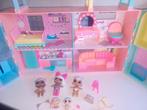 LOL Surprise Poppenhuis met Poppen en Accessoires, Kinderen en Baby's, Speelgoed | Poppenhuizen, Ophalen of Verzenden, Zo goed als nieuw