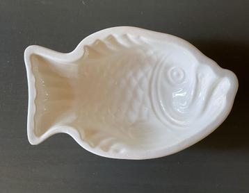 Oude brocante pudding-/patévorm van P. Regout Maastricht beschikbaar voor biedingen