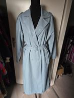 Dames lederlook trenchcoat nieuw, Kleding | Dames, Ophalen of Verzenden, Nieuw, Blauw