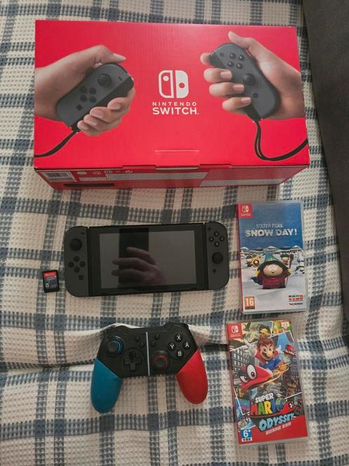 Zgan Nintendo switch V2 2023 met games en doos, Spelcomputers en Games, Spelcomputers | Nintendo Switch, Zo goed als nieuw, Switch 2019 Upgrade