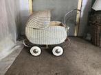 Antieke wandel - poppenwagen, Ophalen