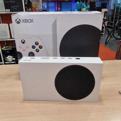 Microsoft Xbox Series S 512gb in nette staat in doos, Spelcomputers en Games, Games | Xbox Series X en S, Zo goed als nieuw