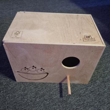 Nestkast/vogelhuisje + pak Fibre mix beschikbaar voor biedingen