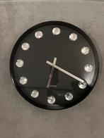 Stijlvolle Karlsson Wandklok met Diamanten, Ophalen of Verzenden, Zo goed als nieuw, Analoog, Wandklok