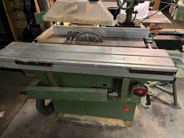 Formaatzaag casadei met festo aanvoerapp en schuko afzuiger, Doe-het-zelf en Verbouw, Gereedschap | Zaagmachines, Gebruikt, Overige typen