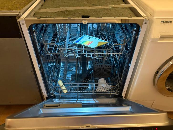 Nieuw Exquisit Inbouw vaatwasser A++, Witgoed en Apparatuur, Vaatwasmachines, Nieuw, Inbouw, Minder dan 85 cm, 45 tot 60 cm, 10 tot 14 liter