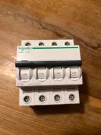Schneider Electric IC60N C20A Schakelaar, Ophalen of Verzenden, Zo goed als nieuw, Schakelaar