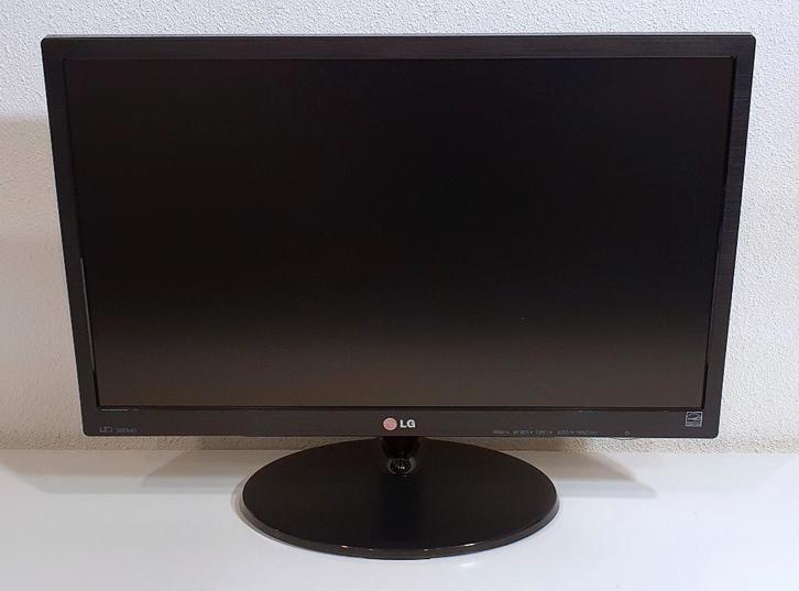 Monitor LG 22EN43 – 22" Full HD, DVI, VGA, Computers en Software, Monitoren, 60 Hz of minder, DVI, VGA, LED, Full HD, Ophalen