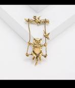 Vintage Broche Kat op Schommel - GRATIS verzending, Brons, 4 tot 7 cm, Gebruikt, Ophalen of Verzenden