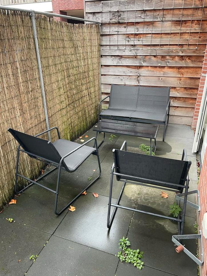 Tuinset - 2 stoelen, bankje & tafeltje - Den Bosch, Tuin en Terras, Tuinsets en Loungesets, Gebruikt, Tuinset, Overige materialen