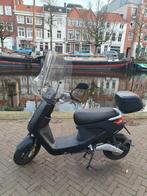 Iva e-go s4 elektrische snor scooter lekke achterband, Fietsen en Brommers, Scooters | Overige merken, Elektrisch, Zo goed als nieuw