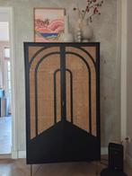 Zwarte kast met rotan deuren, Ophalen of Verzenden, Zo goed als nieuw, 25 tot 50 cm, 50 tot 100 cm