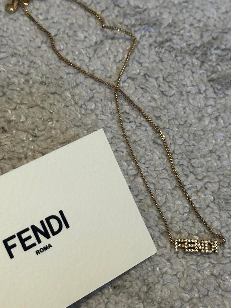 Fendi Ketting met Strass, Overige materialen, Ophalen of Verzenden, Zo goed als nieuw, Goud
