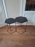 2 6 hoekige metalen bijzettafeltjes, Ophalen, Zo goed als nieuw