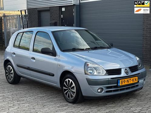 Renault Clio 1.2-16V Privilège Comfort 5Deurs Nieuw APK, Auto's, Renault, Bedrijf, Te koop, Clio, ABS, Airbags, Boordcomputer