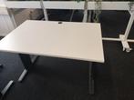 Mooie bureaus 115x80 cm, Huis en Inrichting, Bureaus, Ophalen, Zo goed als nieuw