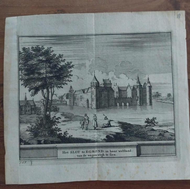 18 / Slot van Egmond - Originele gravure uit 1736, Antiek en Kunst, Kunst | Etsen en Gravures, Ophalen of Verzenden