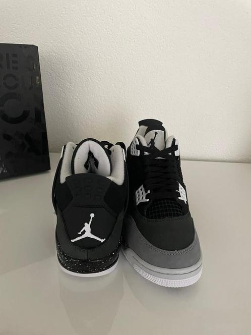 Jordan 4 Fear Maat 40 - Nieuwstaat, Kleding | Heren, Schoenen, Nieuw, Sneakers of Gympen, Zwart, Ophalen of Verzenden