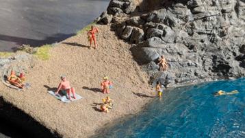 A4 Formaat Diorama | Strand met Vuurtoren  beschikbaar voor biedingen