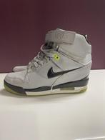 Nike Air Revolution Sky High ** lichtgrijs, Nike, Verzenden, Zo goed als nieuw