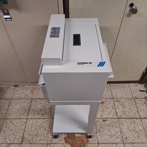 Plockmatic PL104 Squarefold - Professionele Vouw/Nietmachine, Doe-het-zelf en Verbouw, Gereedschap | Overige machines, Gebruikt