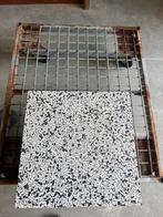 Vloertegel 40x40 - 15mm dik 37 stuks, Ophalen, 40 tot 60 cm, Keramiek, Zo goed als nieuw