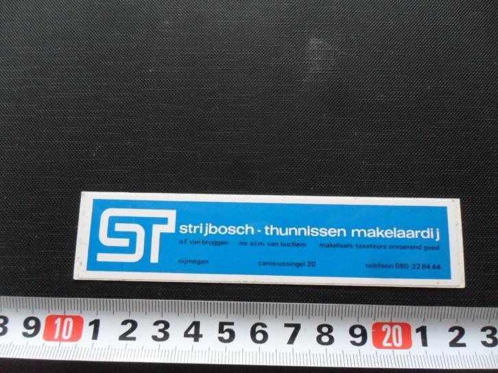sticker nijmegen strijbosch - thunnissen makelaardij, Verzamelen, Stickers, Zo goed als nieuw, Ophalen