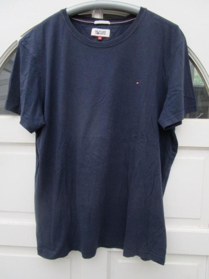 Donkerblauw Tommy Hilfiger shirt maat XXL valt als M, Kleding | Heren, T-shirts, Zo goed als nieuw, Maat 48/50 (M), Blauw, Ophalen