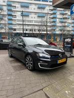 Volkswagen Golf 7 GTE 1.4 2015 Vol in opties, 4 cilinders, Leder en Stof, 1499 kg, Zilver of Grijs