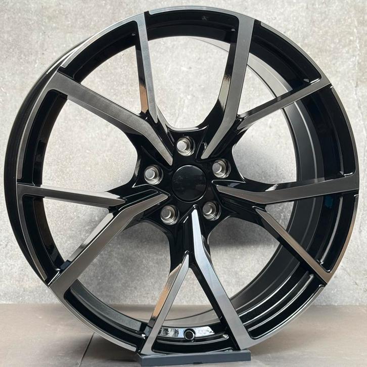 NIEUW 18” V01 5x100 Velgen Past Op VAG GROUP R ESTORIL LOOK, Auto-onderdelen, Banden en Velgen, Velg(en), 18 inch, Personenwagen