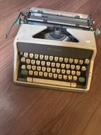 Vintage Olympia typemachine, Ophalen of Verzenden