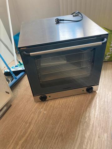 GROTE (professionele) oven Bartscher 4 platen beschikbaar voor biedingen