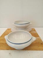 P. Regout - 2 Schalen op Voet met blauwe bies, Ophalen of Verzenden