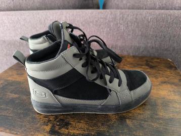 Nette skechers beschikbaar voor biedingen