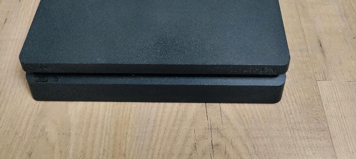 Playstation 4 bundel incl. controller + 2 games - PS4, Spelcomputers en Games, Spelcomputers | Sony PlayStation 4, Zo goed als nieuw