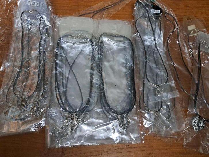 Partij kettingen diverse modellen NIEUW!!!, Sieraden, Tassen en Uiterlijk, Kettingen, Nieuw, Overige materialen, Overige kleuren