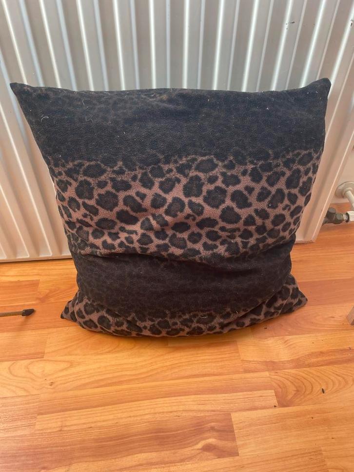 Groot Luipaard Kussen - Bruin/Beige - Incl. Binnenkussen, Huis en Inrichting, Woonaccessoires | Kussens, Nieuw, Bruin, Vierkant