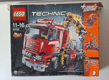 Lego Technic Kraanwagen 8258 beschikbaar voor biedingen