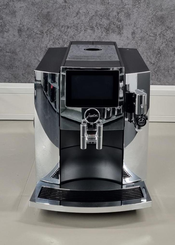 Jura S8 Chrome MET TOUCHSCREEN GARANTIE EN SERVICEBEURT, Witgoed en Apparatuur, Koffiezetapparaten, Zo goed als nieuw, Gemalen koffie