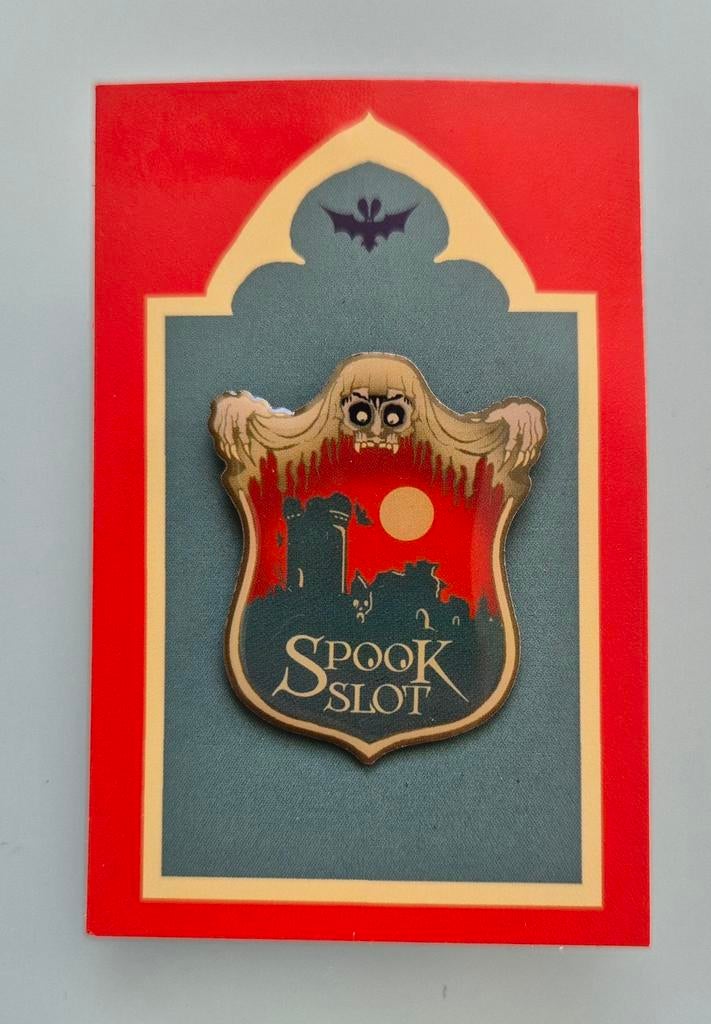 Efteling pin  - Spookslot fan made, Ophalen of Verzenden, Nieuw, Button of Speldje