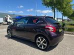 Peugeot 208 1.2 PureTech GT-line 1e Eigenaar! 30.800 KM NAP!, Voorwielaandrijving, Gebruikt, Leder en Stof, Origineel Nederlands